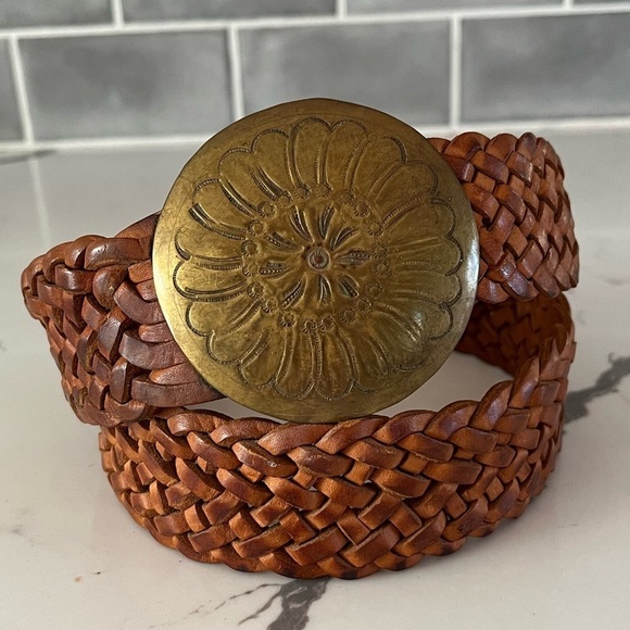 100% Leather Braided Belt Whiskey Ornate Round Floral Etched Buckle Boho Hippie - Picture 1 of 9